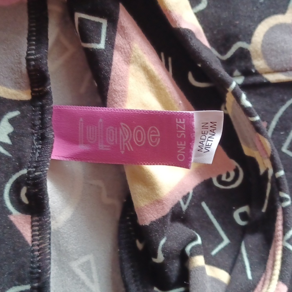 LuLaRoe - Picture 3 of 3